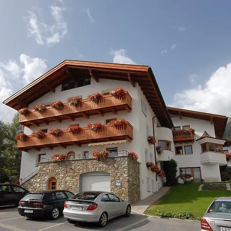 Garni Kofler Gasthof Fiss